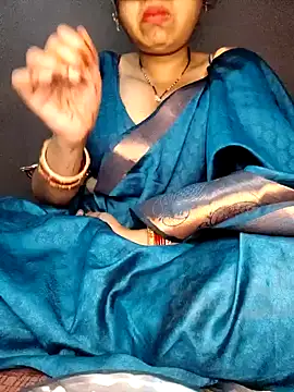 Snapshot of Hot__bhabhi_99 chatting on June 9, 2026, 3:51 am Hot bhabhi 99 online show from June 9, 2026, 3:51 am