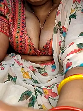 Hot  bhabhi 99 online show from April 27, 2026, 3:48 am