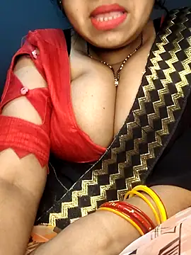 Snapshot of Hot__bhabhi_99 chatting on May 9, 2026, 4:05 am Hot bhabhi 99 online show from May 9, 2026, 4:05 am