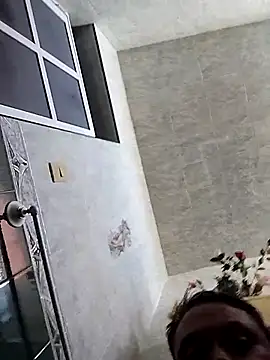 Ricuss9 online show from September 29, 2025, 7:52 pm