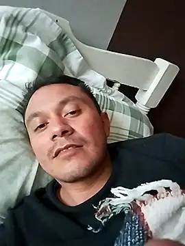 Ricuss9 online show from October 11, 2025, 10:33 pm