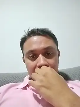 Ricuss9 online show from October 3, 2025, 12:50 pm