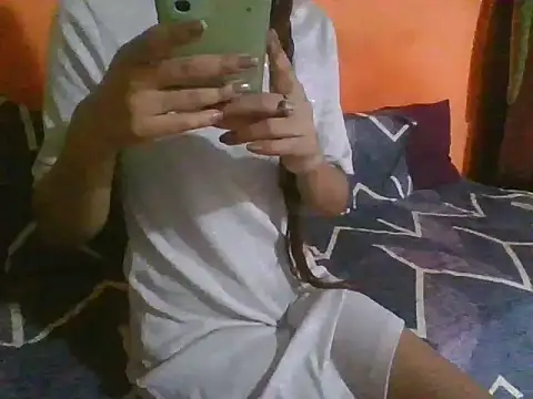 Snapshot of hey_mishtidoll chatting on July 26, 2026, 4:52 am hey mishtidoll online show from July 26, 2026, 4:52 am