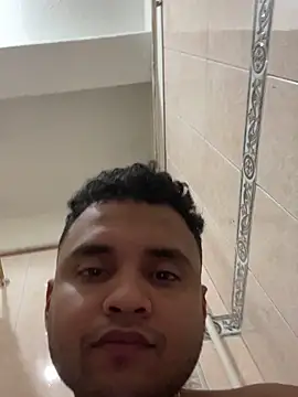 Snapshot of morenito_00987 chatting on December 21, 2025, 12:57 am morenito 00987 online show from December 21, 2025, 12:57 am