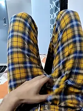 Mallu kalikar 69 online show from October 21, 2025, 3:22 pm