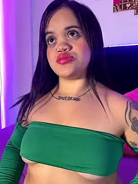 Snapshot of Sussyroxxx chatting on October 11, 2025, 7:09 am Sussyroxxx online show from October 11, 2025, 7:09 am