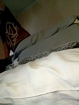 Snapshot of here2play_69 chatting on October 15, 2025, 7:27 am here2play 69 online show from October 15, 2025, 7:27 am