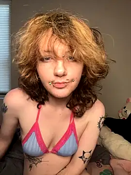 bimbopuppy online show from October 5, 2025, 2:19 pm