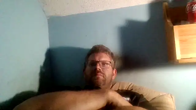 Snapshot of bigdickdaddy6911 chatting on October 23, 2025, 2:21 am bigdickdaddy6911 online show from October 23, 2025, 2:21 am