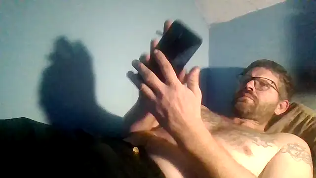 Snapshot of bigdickdaddy6911 chatting on November 6, 2025, 2:59 am bigdickdaddy6911 online show from November 6, 2025, 2:59 am