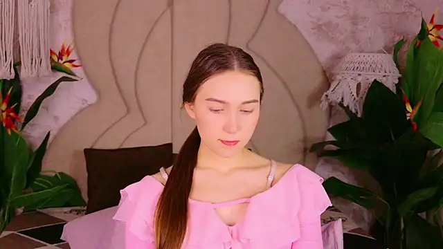 OliviaLay online show from January 11, 2026, 11:50 am