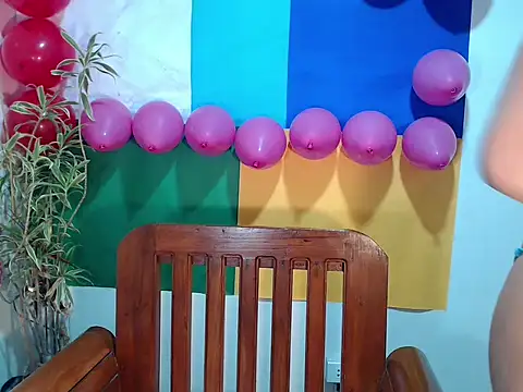 Snapshot of amandareddragon chatting on February 12, 2026, 12:16 pm amandareddragon online show from February 12, 2026, 12:16 pm