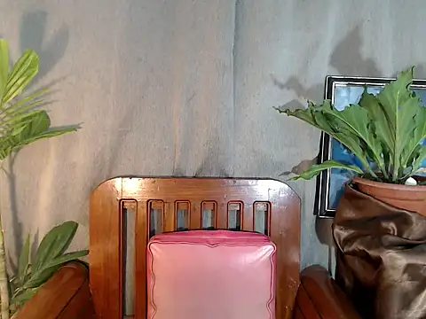 Snapshot of amandareddragon chatting on March 19, 2026, 2:44 am amandareddragon online show from March 19, 2026, 2:44 am