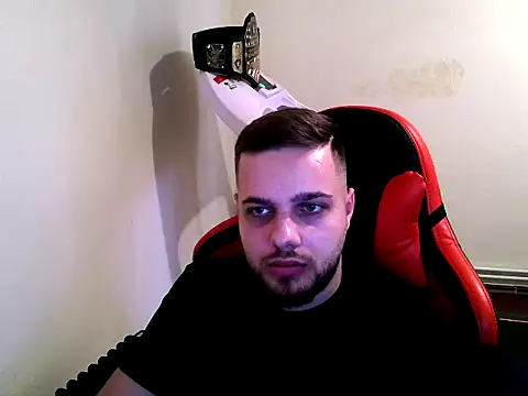 KingAdonisss online show from September 28, 2025, 1:40 pm