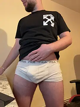 Snapshot of KingAdonisss chatting on April 4, 2026, 8:15 pm KingAdonisss online show from April 4, 2026, 8:15 pm