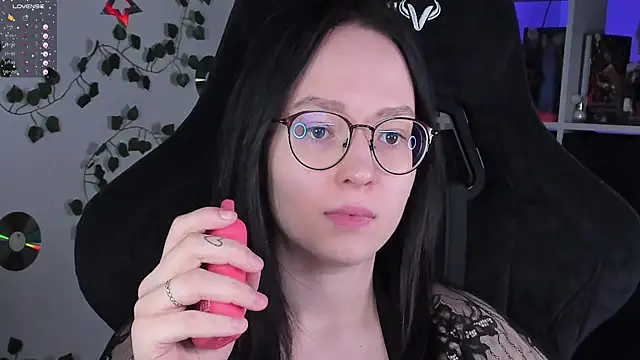 power robynn online show from October 19, 2025, 3:37 pm