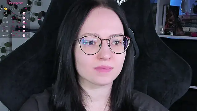 power robynn online show from November 10, 2025, 4:34 pm