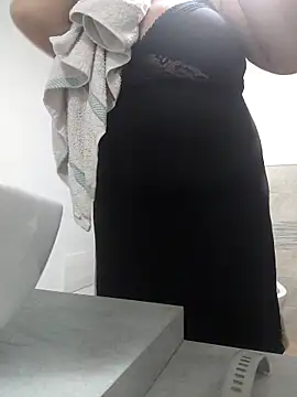 Snapshot of sexyguenda chatting on February 22, 2026, 7:59 pm sexyguenda online show from February 22, 2026, 7:59 pm