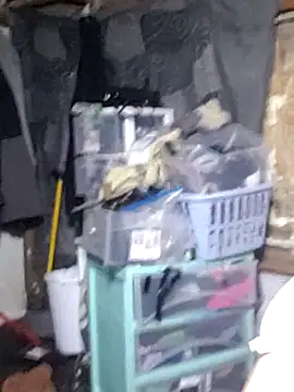 Queen2454 online show from March 14, 2026, 8:20 am