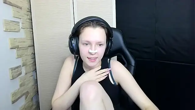 Diana-back online show from November 16, 2025, 12:21 pm