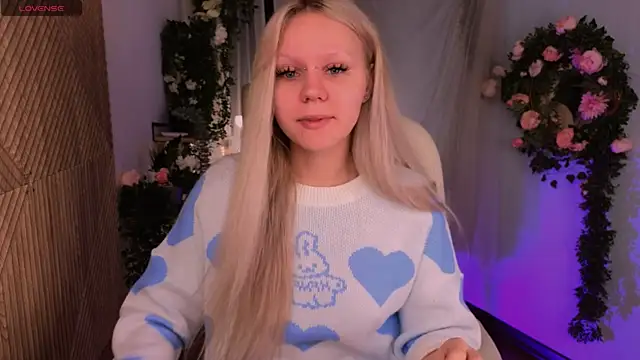 kitten murray  online show from December 2, 2025, 5:31 am