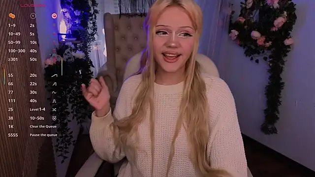 kitten murray  online show from November 5, 2025, 1:14 pm