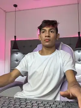 cherub  online show from November 27, 2025, 12:49 pm