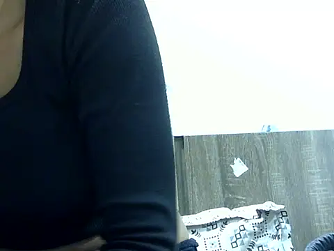 SEXY DOLL88 online show from October 24, 2025, 6:56 am