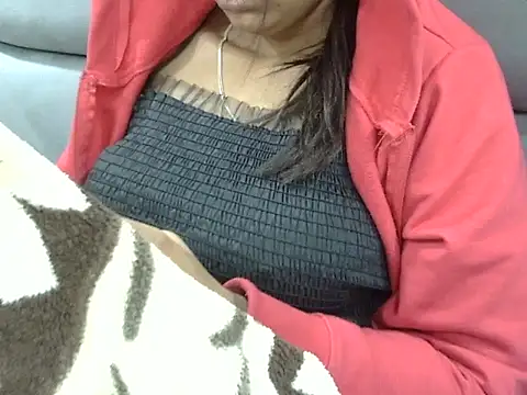 SEXY DOLL88 online show from January 6, 2026, 5:55 am