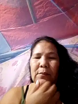 milagrose rose online show from October 15, 2025, 7:22 pm