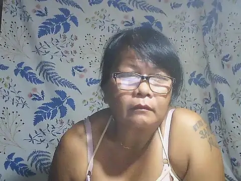 joy cute online show from September 30, 2025, 12:44 pm