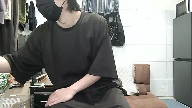 mikan kun st online show from October 1, 2025, 3:22 am