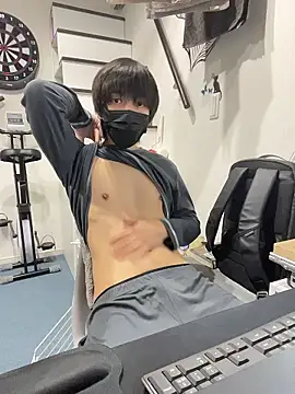 mikan kun st online show from October 21, 2025, 12:21 am