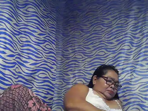 Snapshot of cris_tita chatting on June 28, 2026, 6:47 pm cris tita online show from June 28, 2026, 6:47 pm