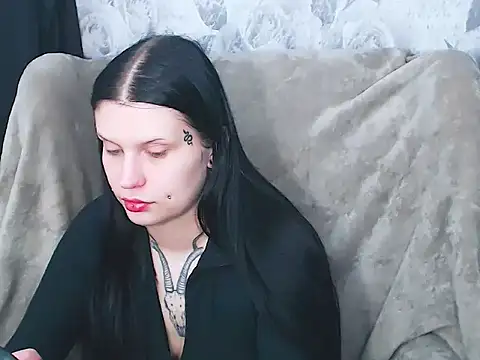 Snapshot of VenomDoll chatting on March 15, 2026, 8:16 pm VenomDoll online show from March 15, 2026, 8:16 pm