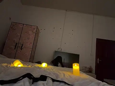 Snapshot of xiaowan_x chatting on February 15, 2026, 6:07 pm xiaowan x online show from February 15, 2026, 6:07 pm