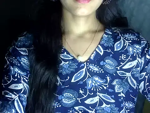 Snapshot of Shazi_1 chatting on July 14, 2026, 4:35 pm Shazi 1 online show from July 14, 2026, 4:35 pm
