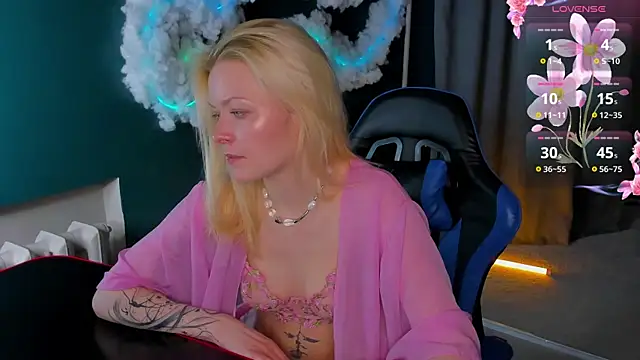 Snapshot of Callista_a chatting on March 17, 2026, 2:58 am Callista a online show from March 17, 2026, 2:58 am