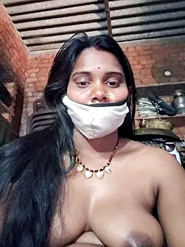 Katrina kaif143 online show from February 9, 2026, 5:49 am