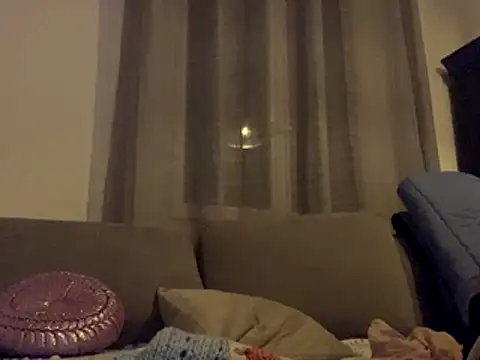 shorty-phat online show from December 22, 2025, 3:17 am