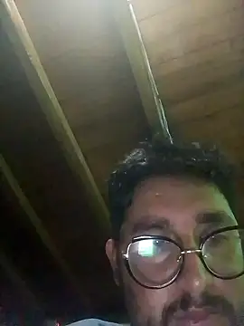 Snapshot of RAJV_ chatting on October 8, 2025, 10:10 pm RAJV online show from October 8, 2025, 10:10 pm