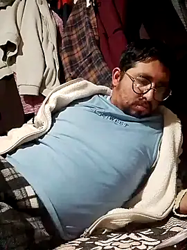 Snapshot of RAJV_ chatting on October 18, 2025, 3:41 am RAJV online show from October 18, 2025, 3:41 am