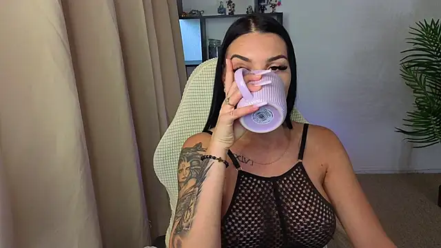 Raven Ink online show from November 10, 2025, 11:04 am