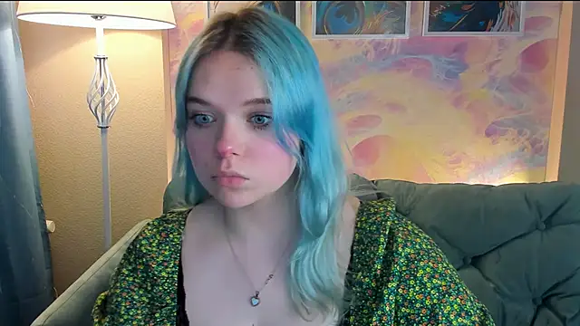 Fancy Bella online show from December 18, 2025, 10:52 am