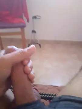 eroer20 online show from October 11, 2025, 4:19 pm