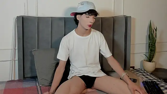 luxuryheaven 8 online show from October 15, 2025, 7:00 pm