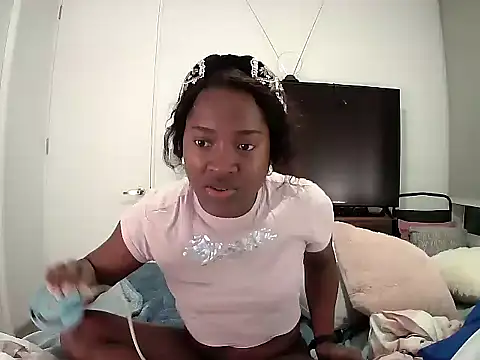 Bren033 online show from October 6, 2025, 12:45 am