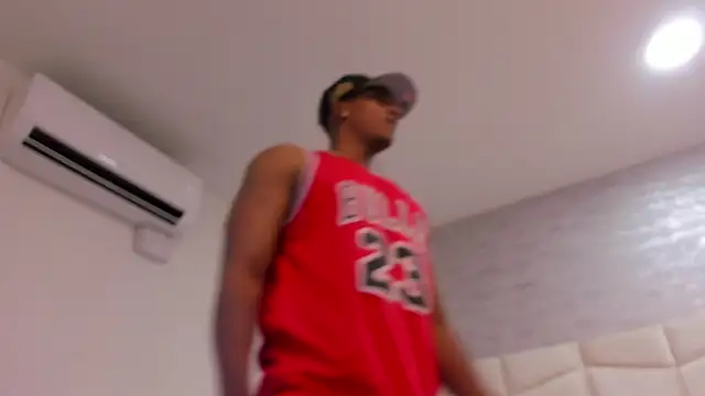 jax black online show from November 12, 2025, 7:07 pm