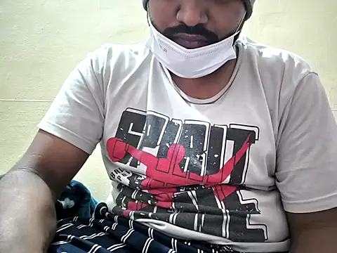 mallu boy 23 online show from February 15, 2026, 9:58 pm