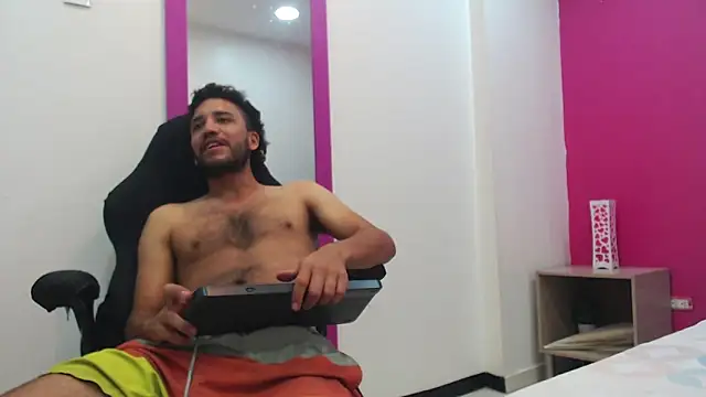 Juan FelipeX01 online show from October 7, 2025, 3:24 pm